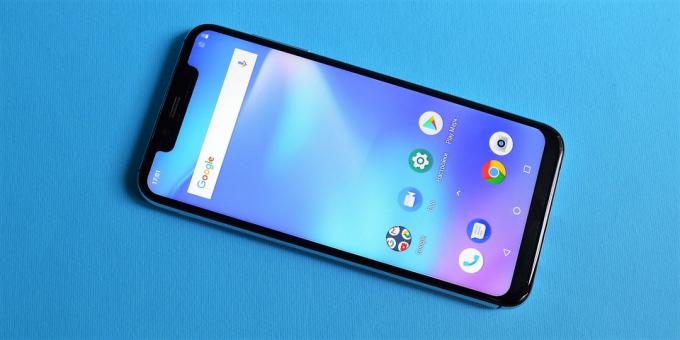 UMIDIGI One Pro: Etupuolella