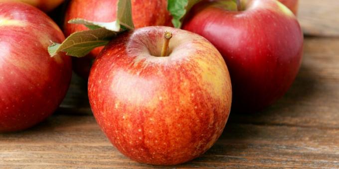 Kuitupitoiset elintarvikkeet: omenat