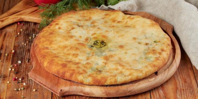 Ossetian piirakat kanan ja juuston kanssa