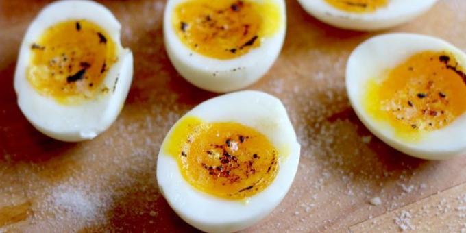 Kananmunaruoat: keitettyä munaa
