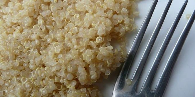 Ruoat sisältävät rautaa: quinoa
