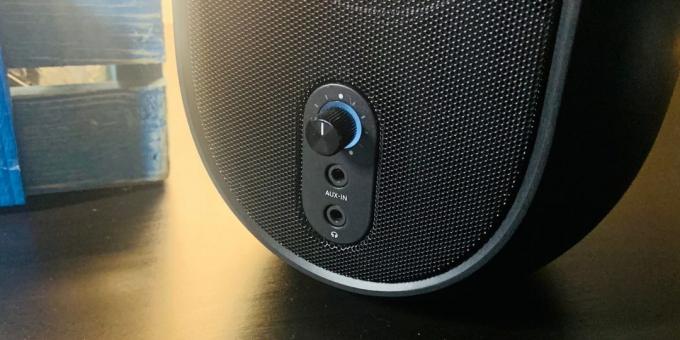 JBL One Sarja 104: Liitännät