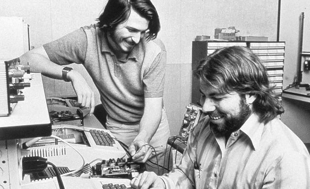 Kirjassa "Becoming Steve Jobs" Steve Jobs ja Steve Wozniak