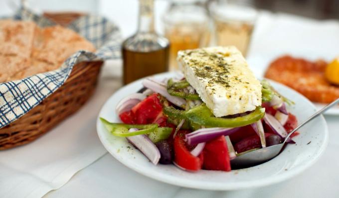 Klassinen kreikkalainen salaatti