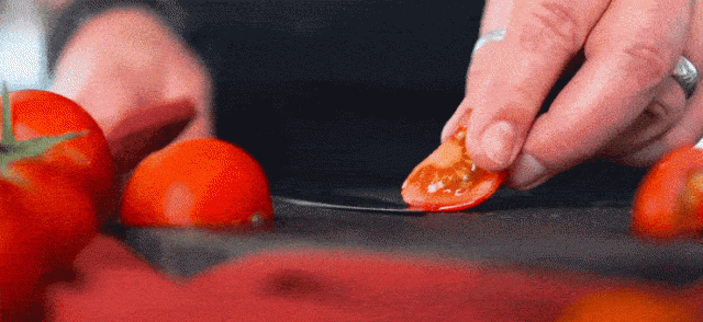 Miten kuori tomaatti