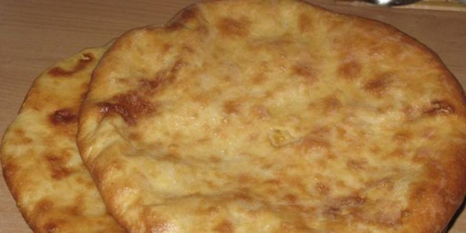 Reseptit: Ossetian piirakat juustoa, perunoita ja yrttejä
