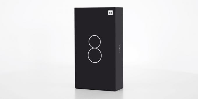 arvostelu Xiaomi Mi 8: Box