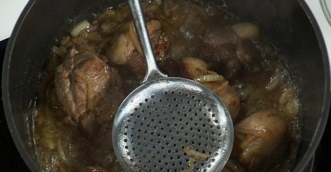 Miten kokki pilaf: paistettua lihaa ja sipulia