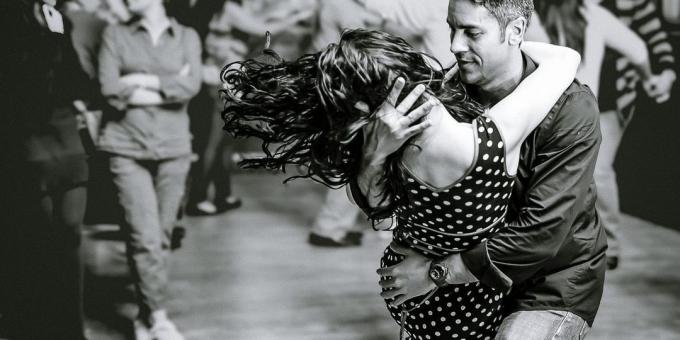 Miten oppia tanssimaan seuratanssi: Bachata