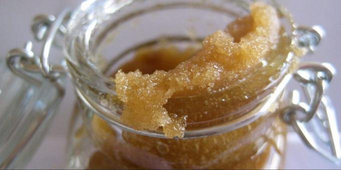 Kuurauspää: Scrub sokeri, hunaja ja kerma kosteuttavat ja ravitsemuksen