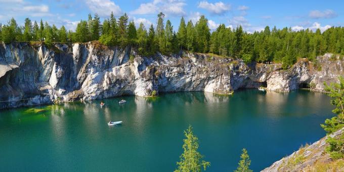 upeita paikkoja Venäjällä: "Ruskeala" -vuoripuisto, Karjala