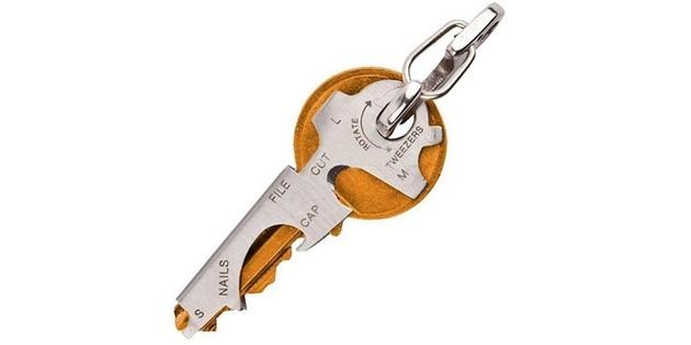 Monitoimityökalut avaimenperät