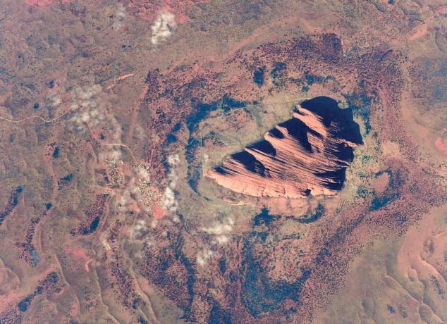 Kuvia Maan avaruudesta: Uluru