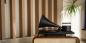 Asia päivä: Kozmophone - gramofoni holografinen näyttö ja irrotettava Bluetooth-kaiutin