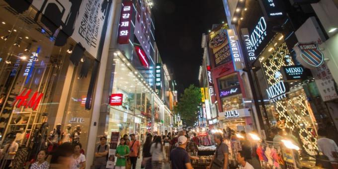 Nähtävyydet Etelä-Korea: Myeongdong ostoskatu