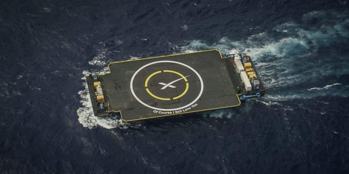 SpaceX kelluva lautta