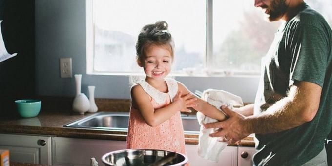 5 asioita, joita jokainen isä pitäisi opettaa tyttärelleen