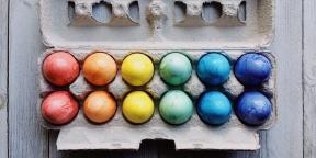 Miten väri munia pääsiäisenä luonnollisten ja keinotekoisten väriaineiden