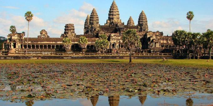 Aasian alueella ei ole turha houkutella matkailijoita: arkeologista puistoa Angkor, Kambodža