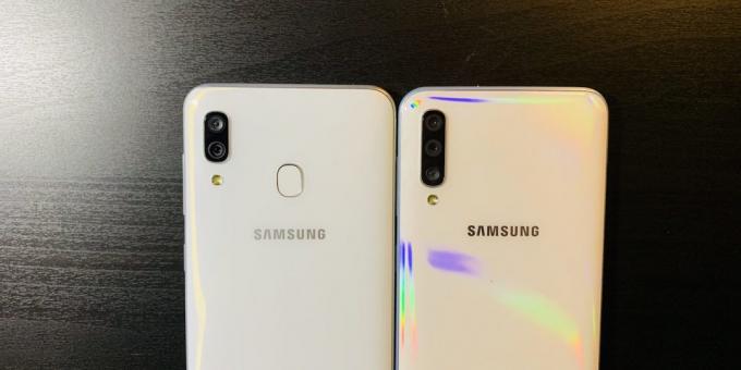 Samsung Galaxy A30 ja Samsung Galaxy A50: takapaneelin