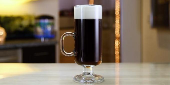 Cocktaileja viski: Irish Coffee