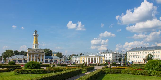 Kostroman nähtävyydet: Susaninskajan aukio