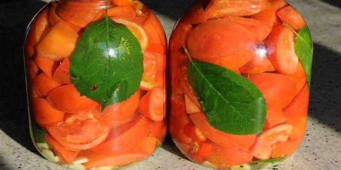 viipaloidut tomaatit, valkosipuli talveksi