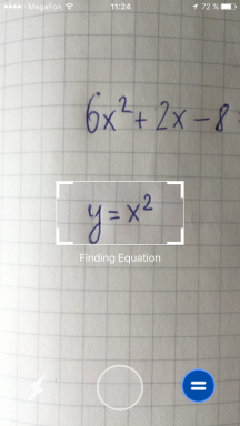 Mathpix IOS tunnistaa käsin kirjoitetun esimerkkejä, rakentaa kaavioita ja ratkaisee yhtälöt