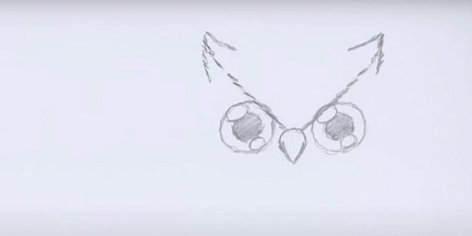 Kuinka piirtää pöllö: piirtää nokka ja "nuolet"