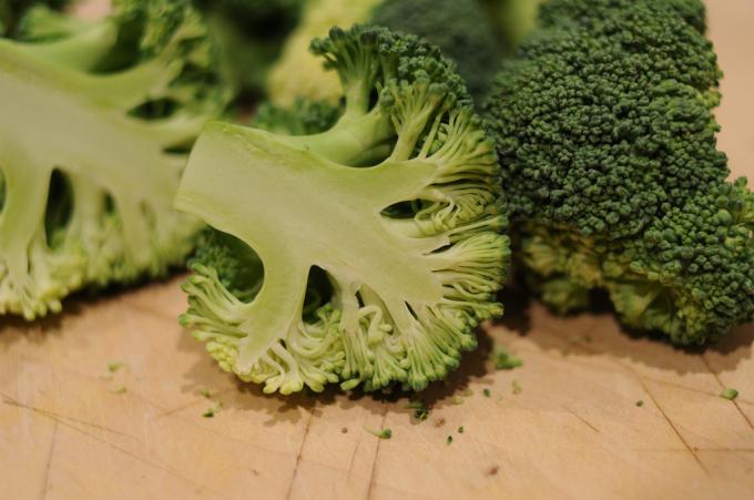 terveellisiä elintarvikkeita: parsakaali