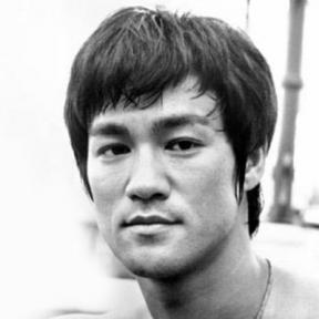 Miten kehittää itsenäistä ajattelua: Vinkkejä Bruce Lee